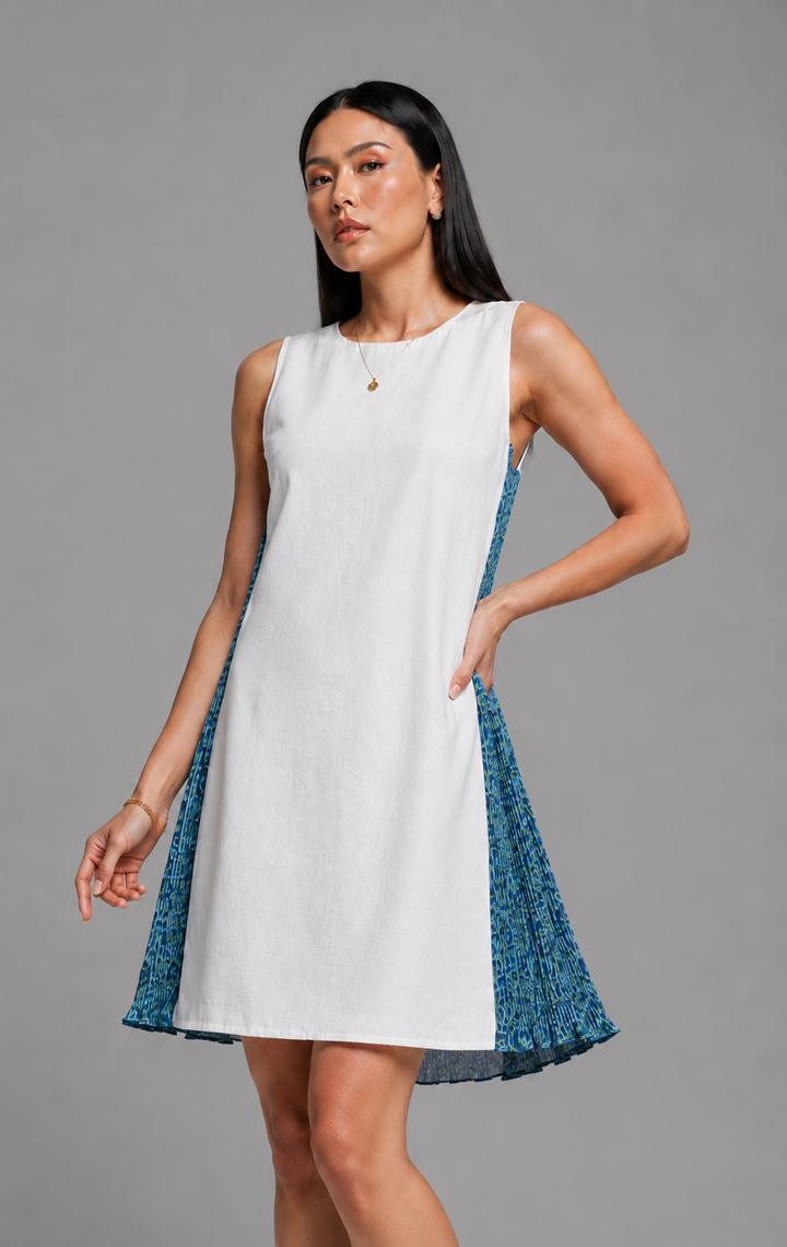 White & blue pleated dress