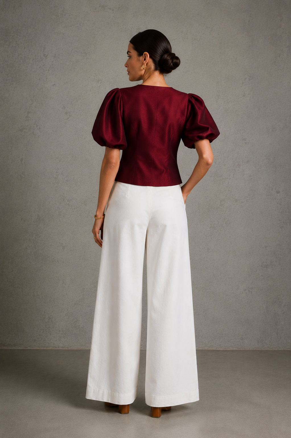 Women’s Puff Sleeve Top - Maroon